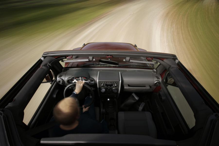  Jeep Wrangler 2007 года  (фото 14 из 55)